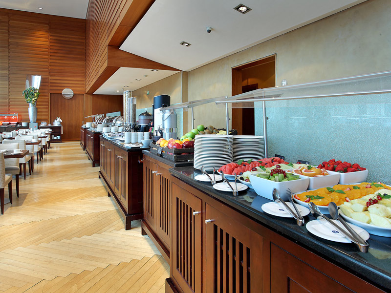 Fotos und Videos Hotel Eurostars Grand Marina Barcelona Fotos und Videos Hotel Eurostars Grand Marina Barcelona